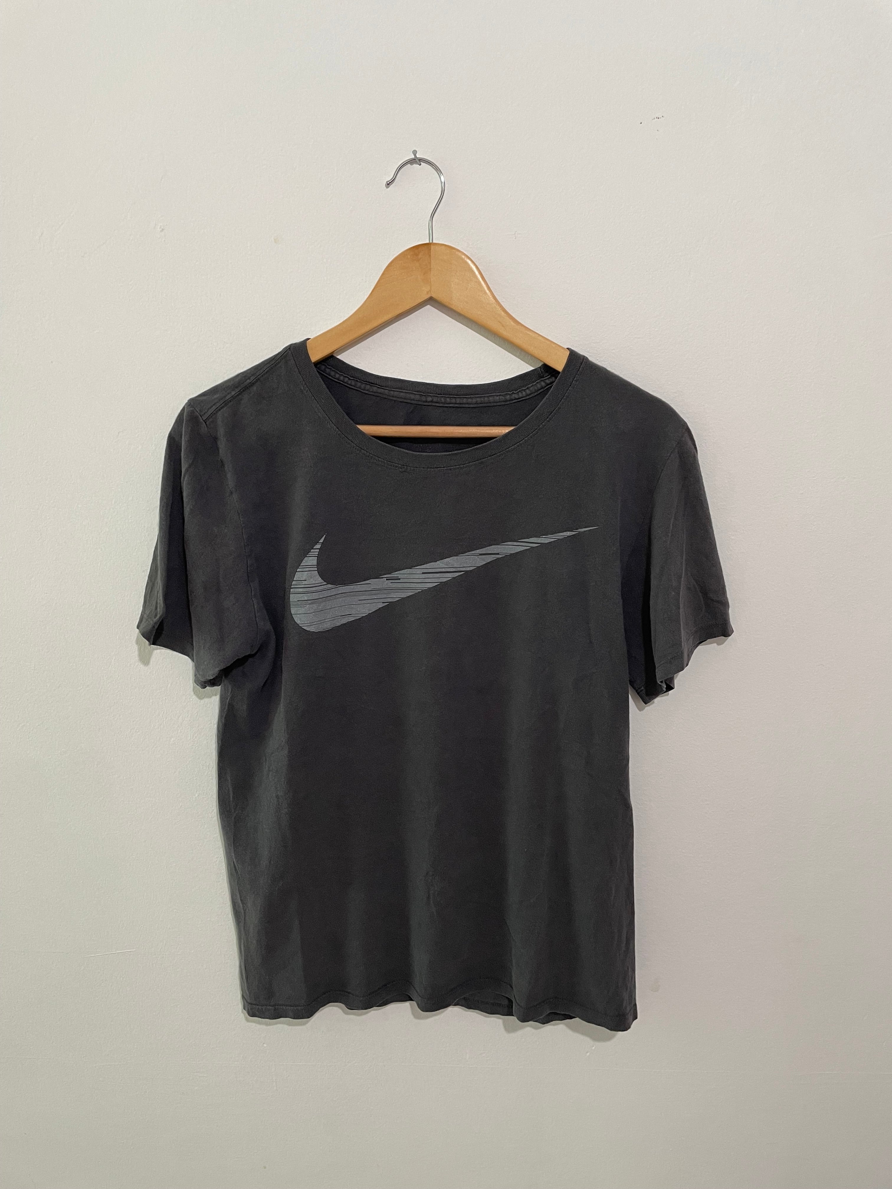 T-SHIRT NIKE : S