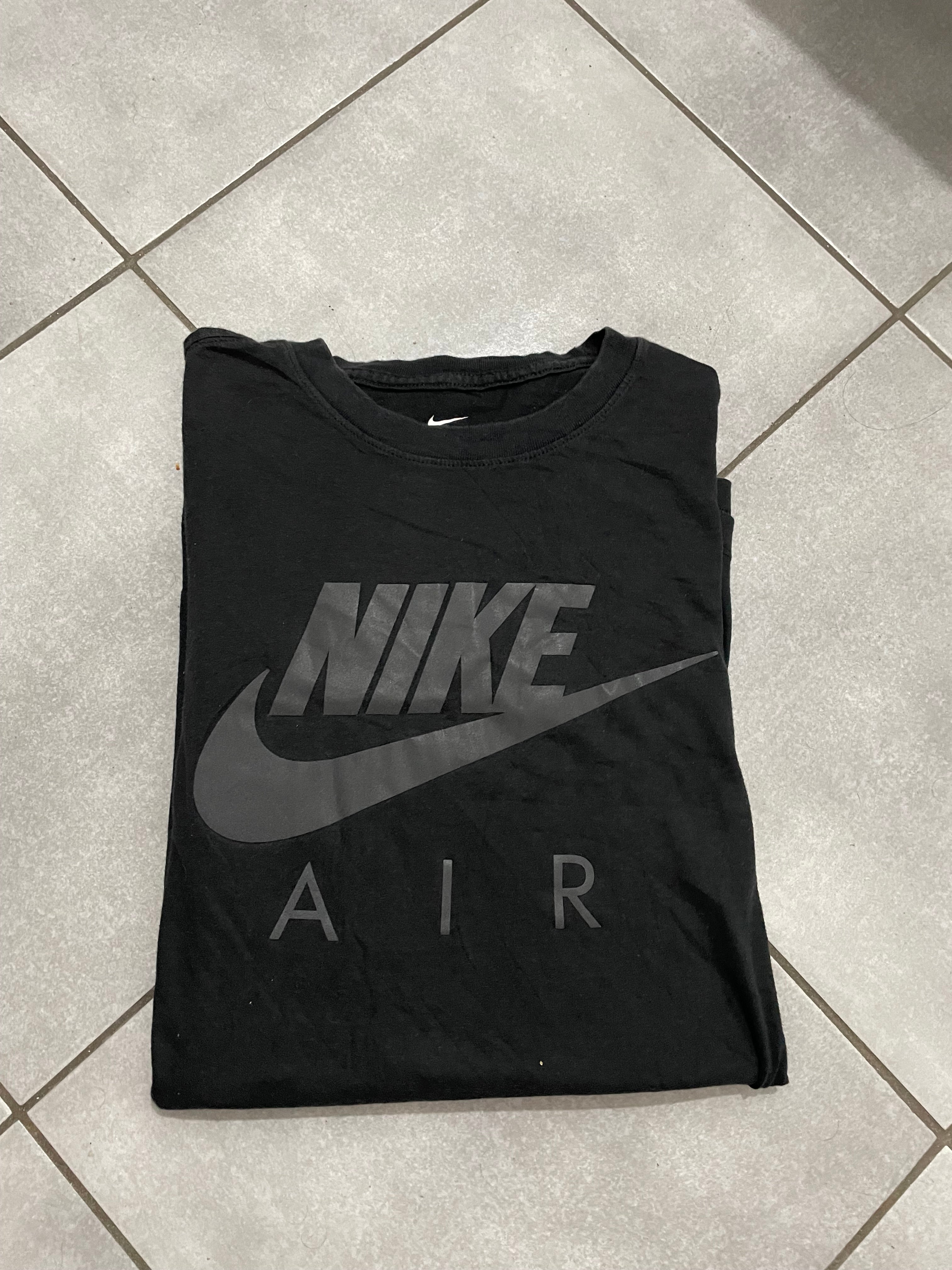 T-SHIRT NIKE : S