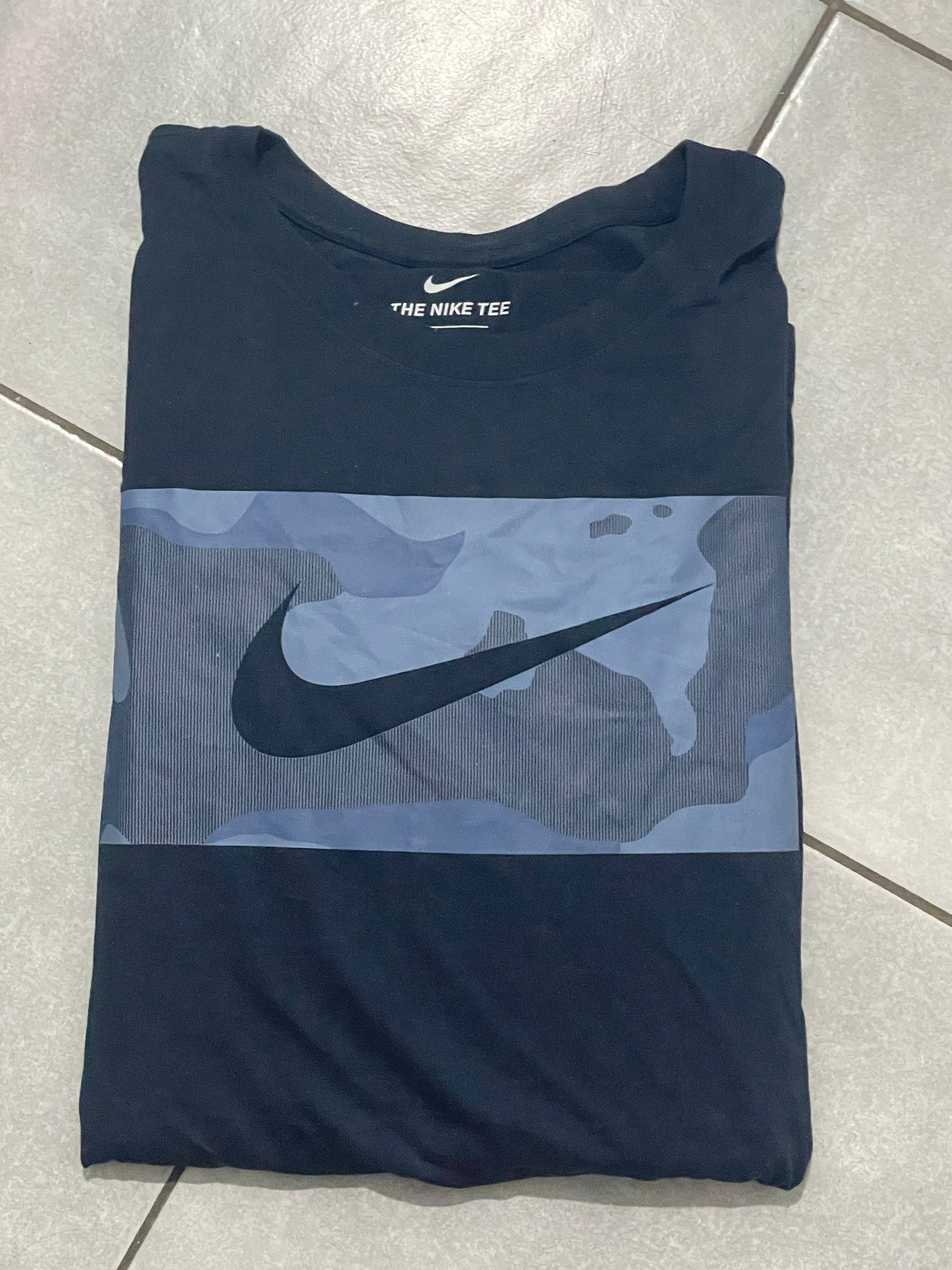 T-Shirt Nike : XL