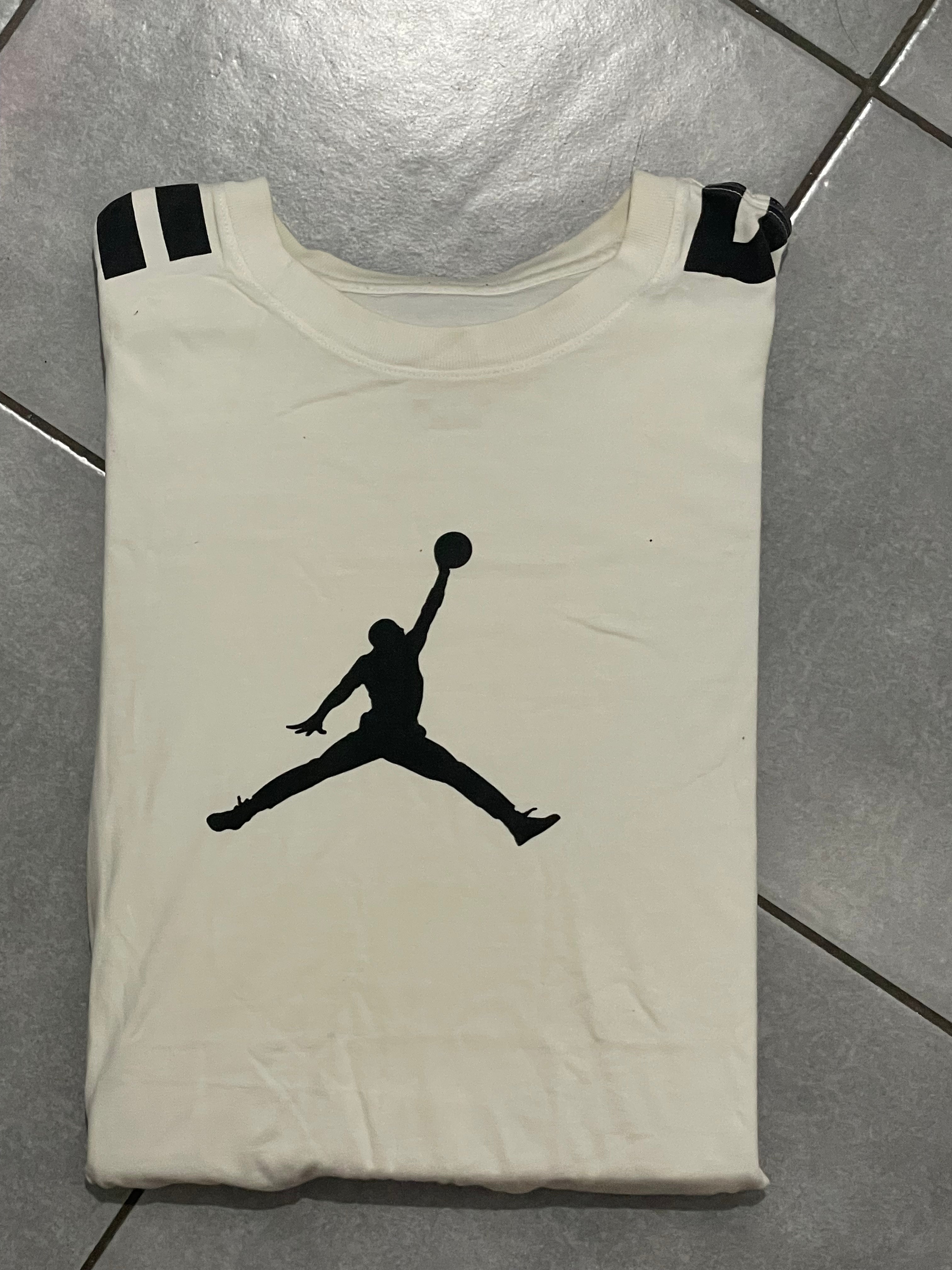 T-Shirt Jordan : S