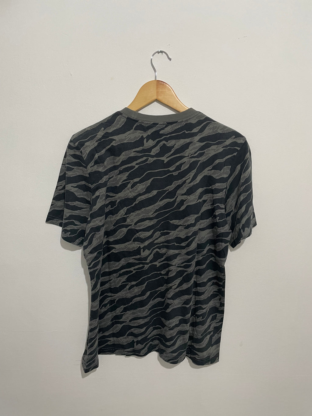 T-Shirt Adidas : M
